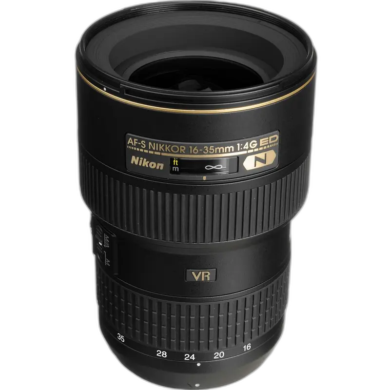 KI-Visualisierung – Deal-Grafik: Nikon 2182 AF-S 16-35 mm 1:4G ED VR Superweitwinkel-Objektiv (77 mm… für 570,00 Euro*: 56%…